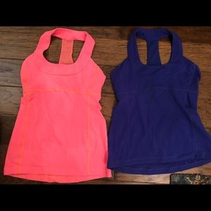Set of 2 lululemon scoop neck tanks
